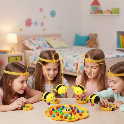 Quatre fillettes jouant aux Jeux de société enfant plateau abeilles
